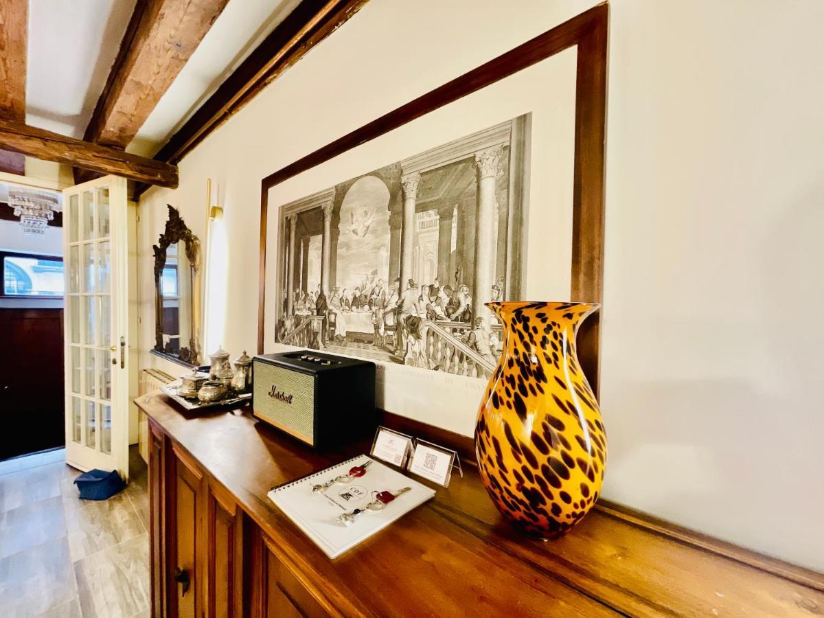 Apartment Casa Furlani Ai Dalmati - Your On The Canal Venedig